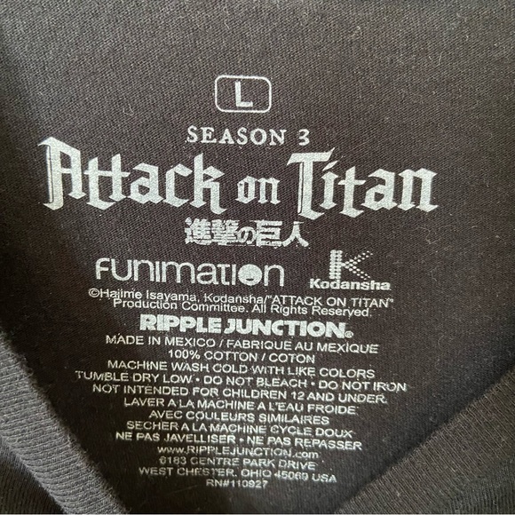 Captain Levi Attack On Titan Tee - Picture 4 of 5